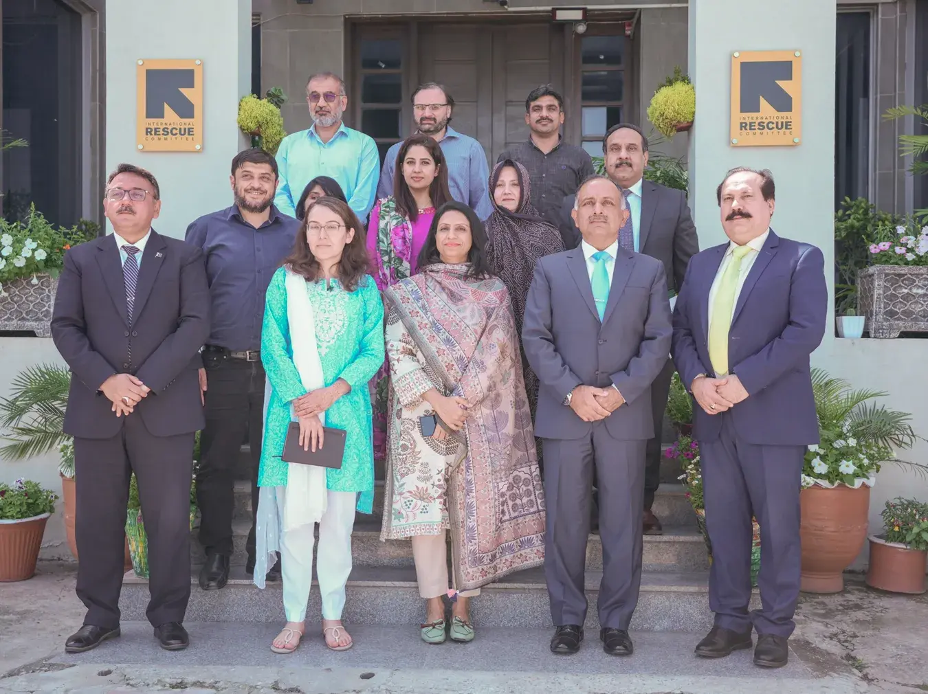 16-04-2024, Islamabad: Group Photo of Chairman NDMA Lt Gen Inam Haider Malik with IRC Team at IRC HQs